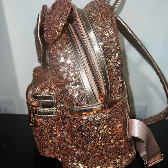 LOUNGEFLY ROSE GOLD MINNIE BAGPACK INCLUDING FREE MATCHING EARS - Picture 8 of 9